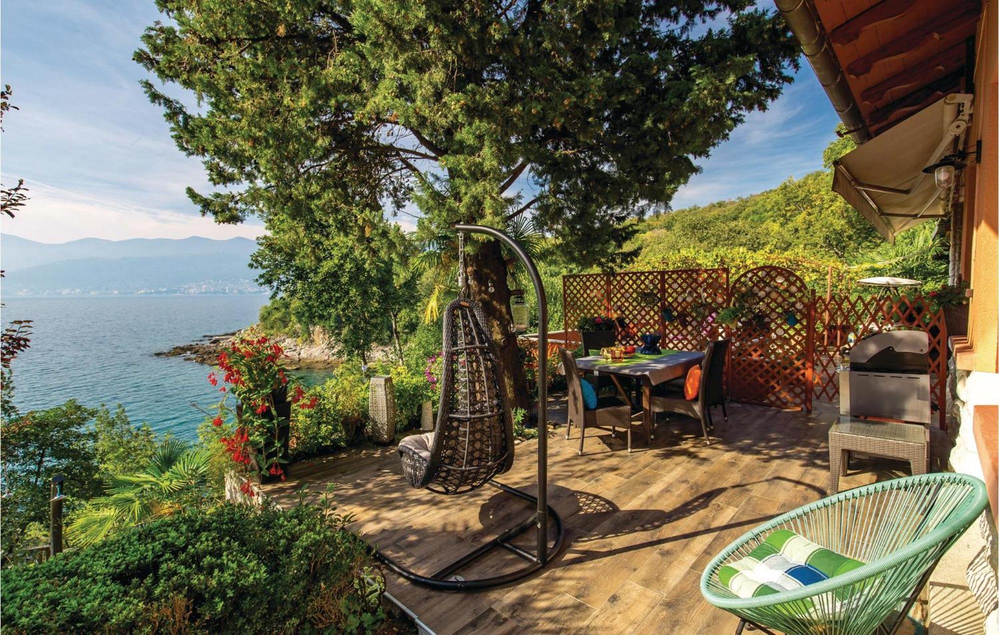 Lovely Apartment In Rijeka With House Sea View Exterior foto